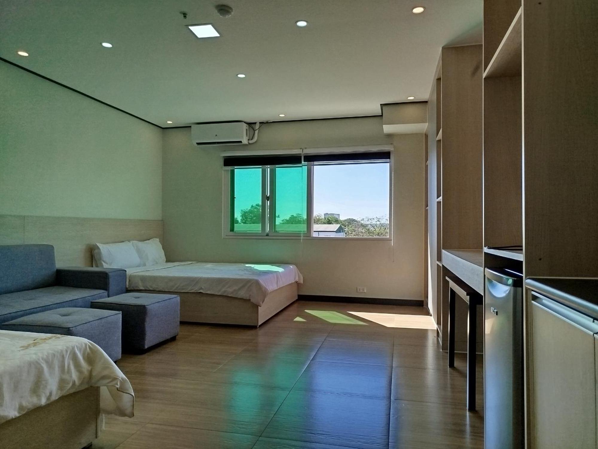 Emmaus Condotel Angeles Eksteriør billede