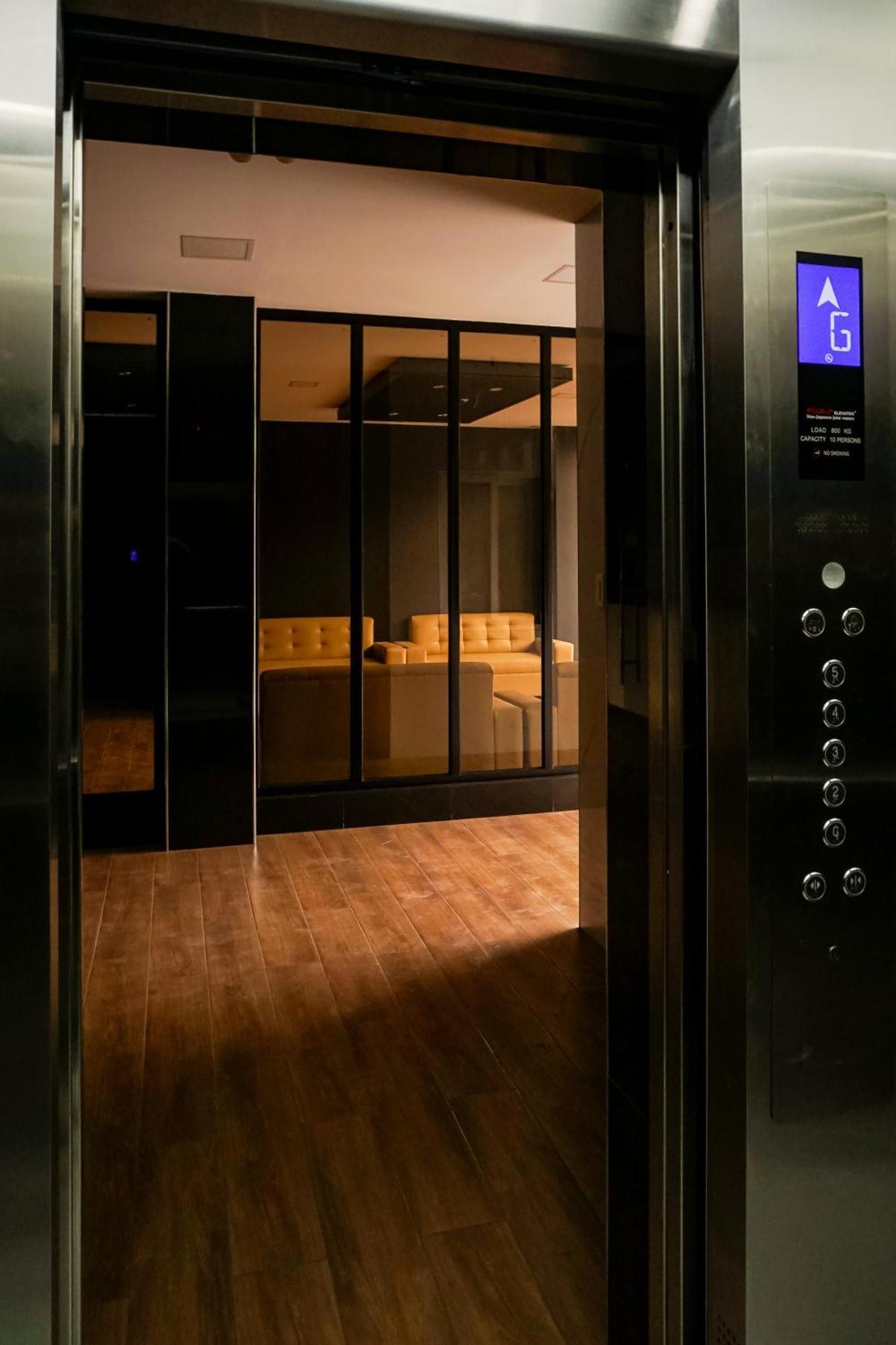 Emmaus Condotel Angeles Eksteriør billede